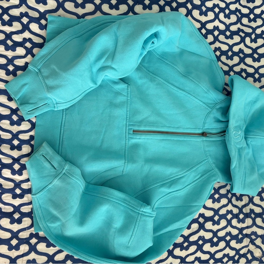 Lululemon Athletica Turquoise Scuba